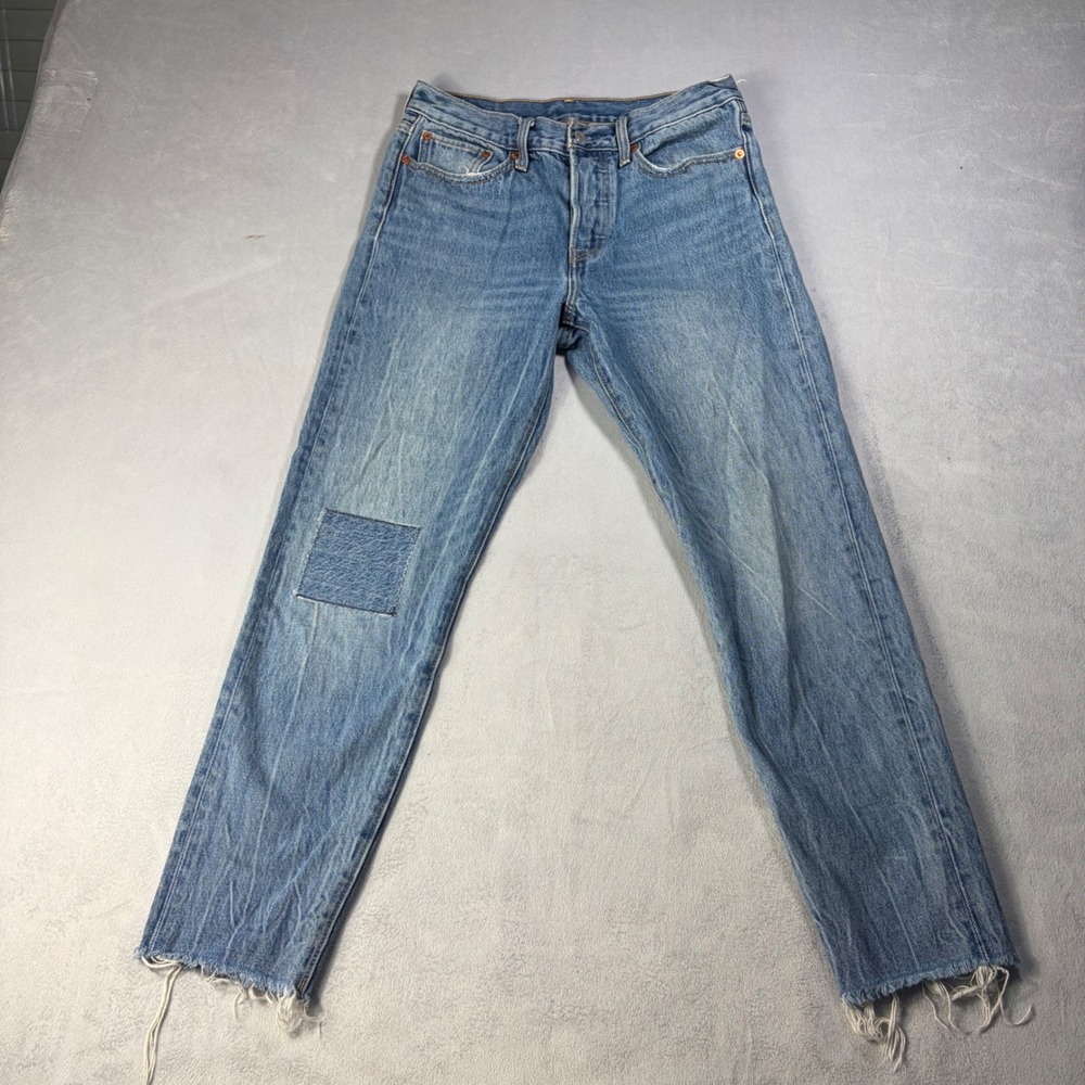 Levis 501 Womens Light Wash Button Fly Straight Leg Raw Hem Patch Jeans 27